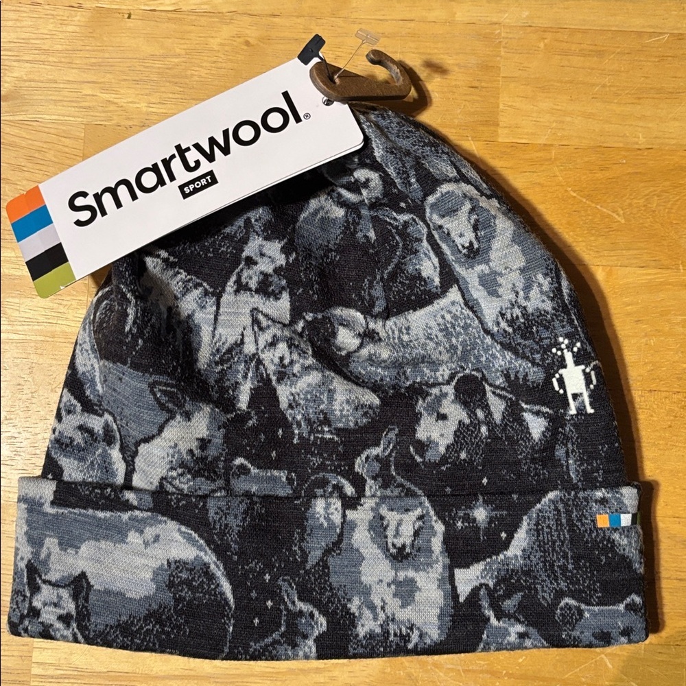 SMARTWOOL THERMAL BEANIE winter sky, animals, cuffed winter beanie